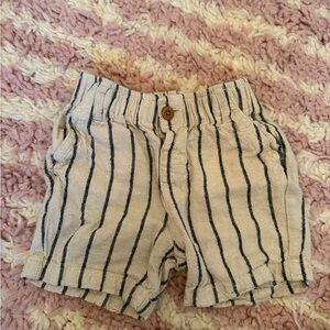 Zara Beige Shorts with grey Vertical Stripes